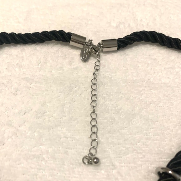 Beautiful Necklace, Ann Taylor, like new - Picture 3 of 4